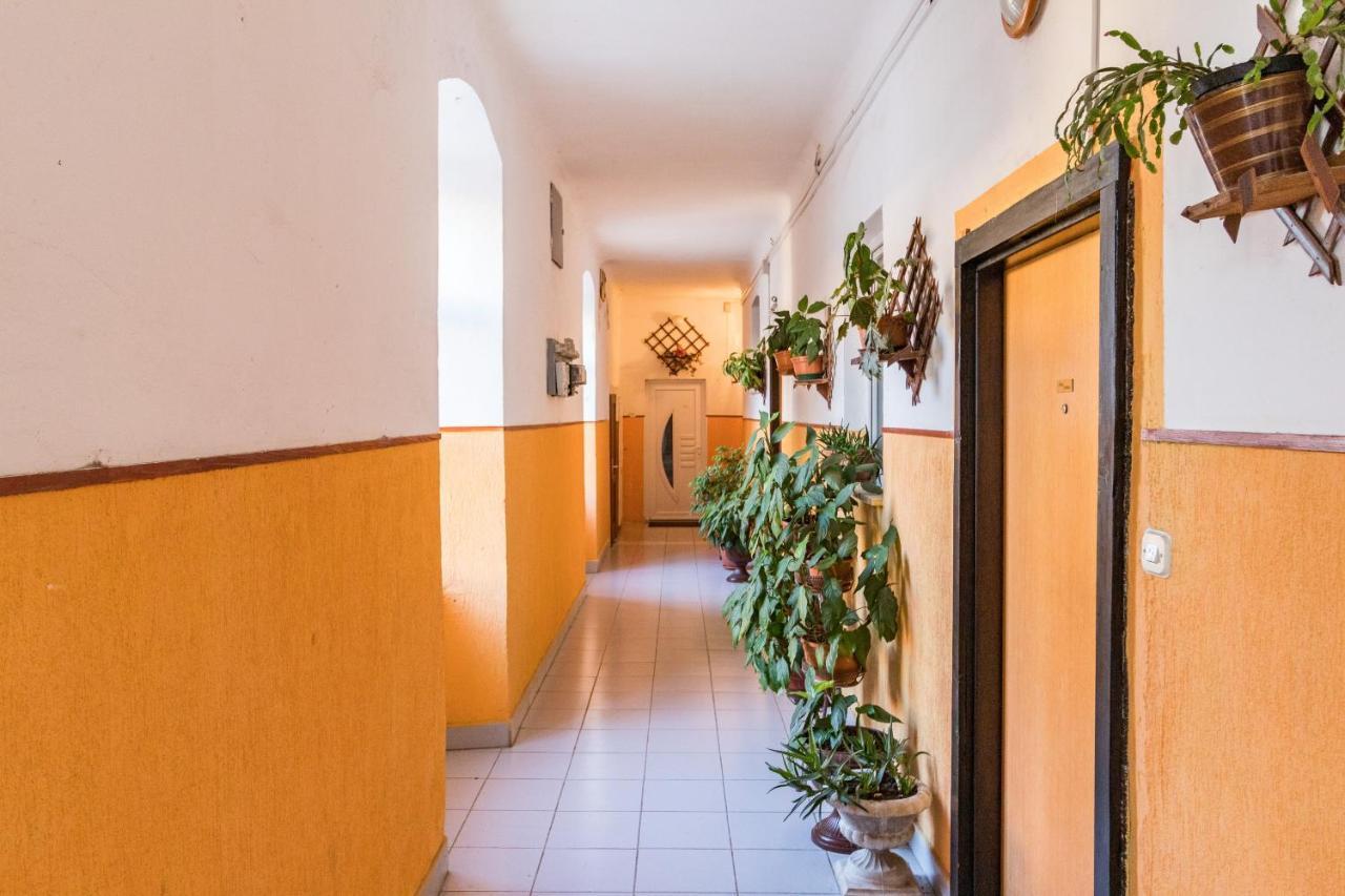 Apartman Lussi Pula Buitenkant foto