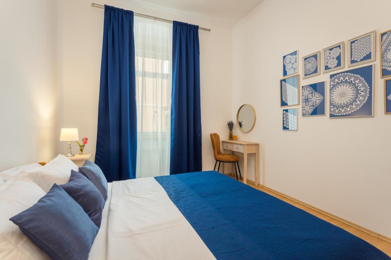 Apartman Lussi Pula Buitenkant foto