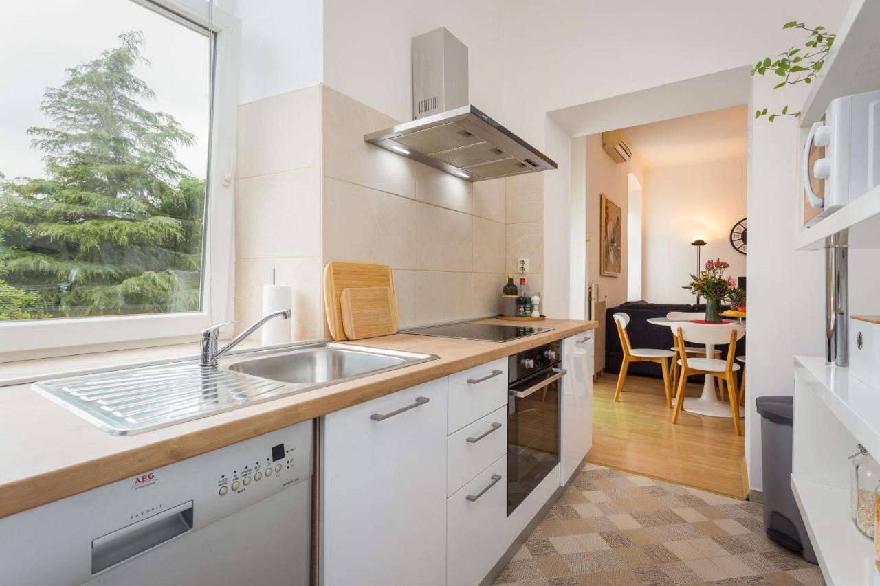 Apartman Lussi Pula Buitenkant foto