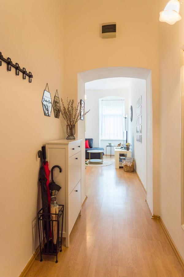 Apartman Lussi Pula Buitenkant foto