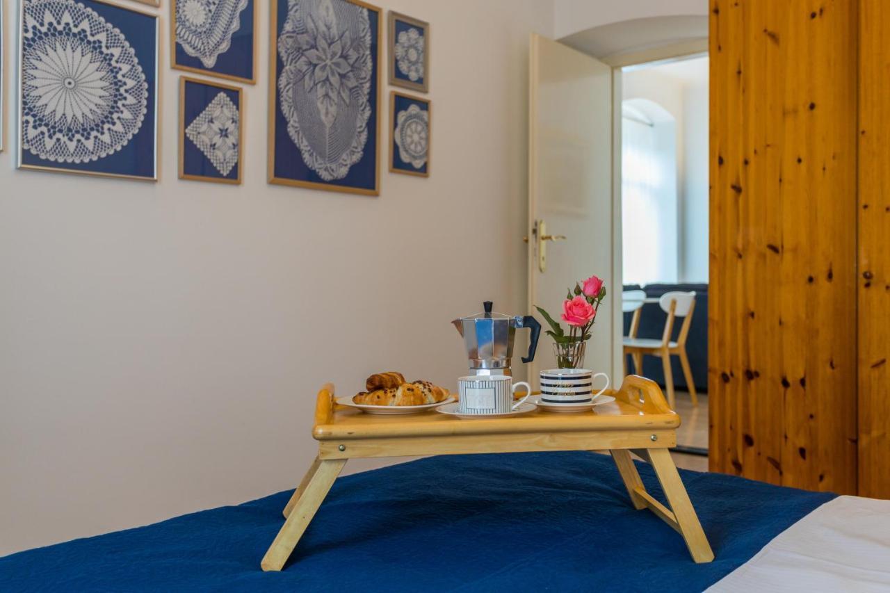 Apartman Lussi Pula Buitenkant foto